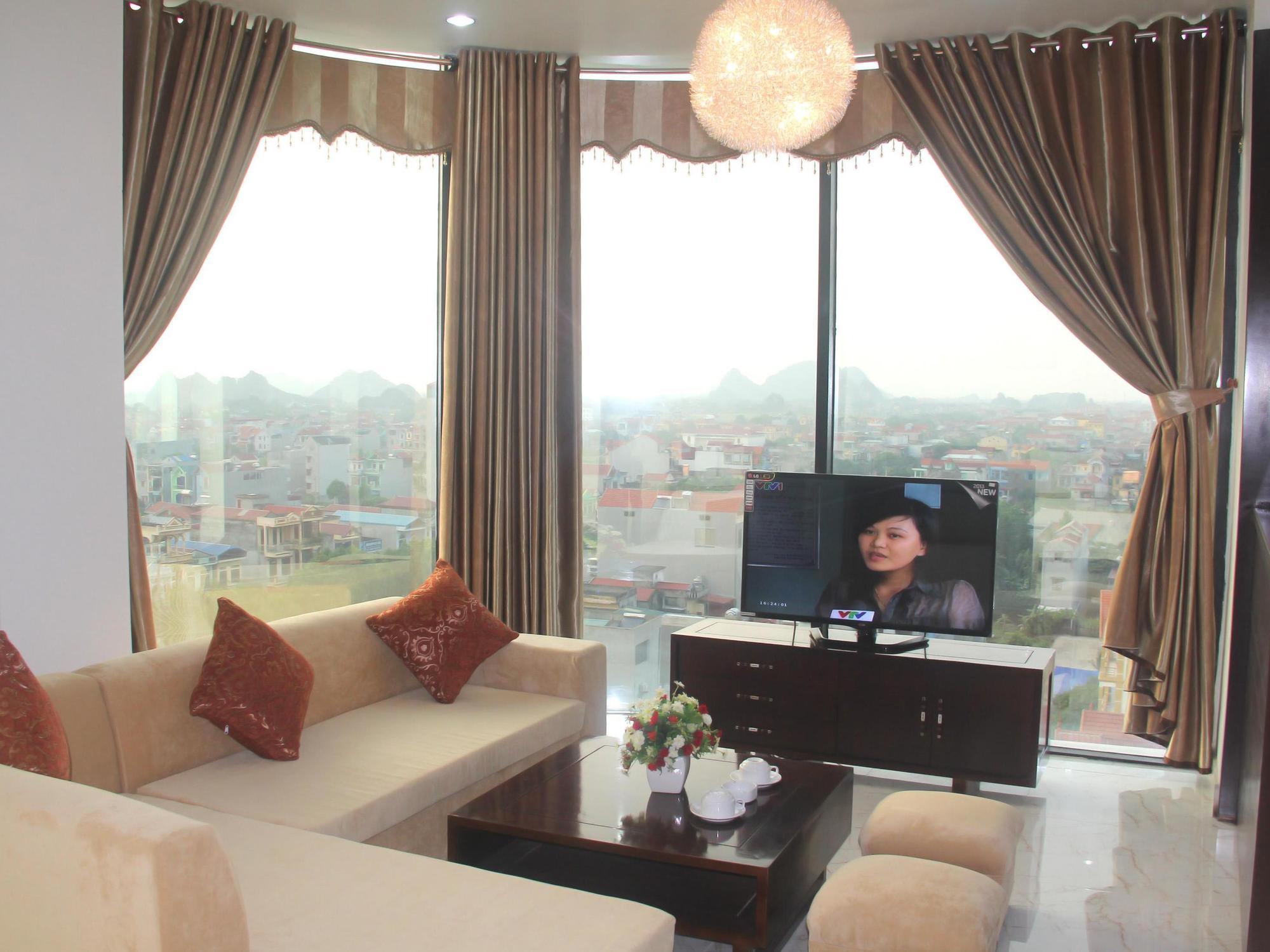 נין בין Royal Anan Hotel מראה חיצוני תמונה